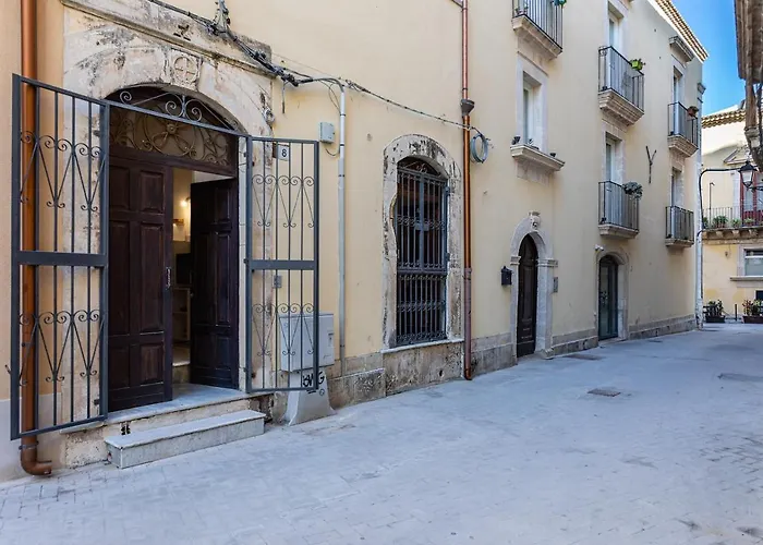 Salomone Apartments I By Wonderful Italy